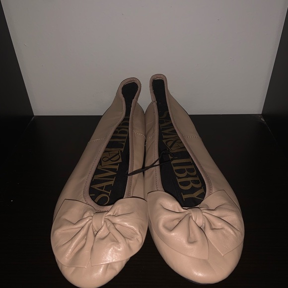 Sam & Libby Shoes - Sam & Libby flats w/ bow